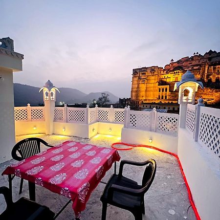 The Palace View Homestay & Restaurant Būndi Buitenkant foto